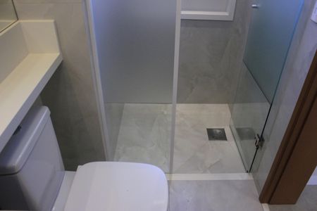 Apartamento à venda com 94m², 2 quartos e 2 vagasBanheiro da Suíte 1