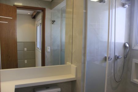 Apartamento à venda com 94m², 2 quartos e 2 vagasBanheiro da Suíte 1