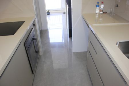 Apartamento à venda com 94m², 2 quartos e 2 vagasCozinha