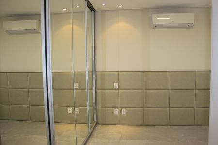 Apartamento à venda com 94m², 2 quartos e 2 vagasSuíte 2