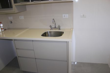 Apartamento à venda com 94m², 2 quartos e 2 vagasCozinha