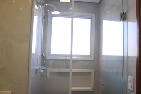 Apartamento à venda com 94m², 2 quartos e 2 vagasBanheiro da Suíte 1