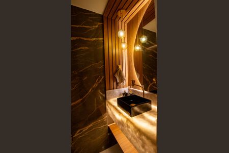 Apartamento à venda com 380m², 5 quartos e 3 vagasLavabo