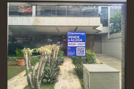Apartamento à venda com 380m², 5 quartos e 3 vagasPlaca