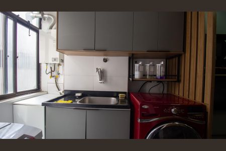 Apartamento à venda com 380m², 5 quartos e 3 vagasCozinha e Área de Serviço