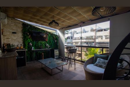 Apartamento à venda com 380m², 5 quartos e 3 vagasVaranda