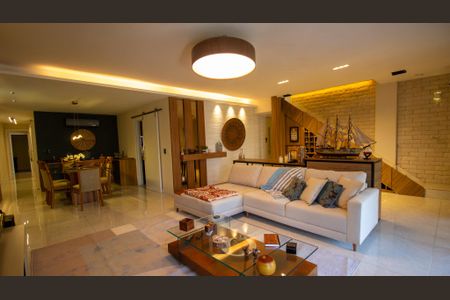 Apartamento à venda com 380m², 5 quartos e 3 vagasSala