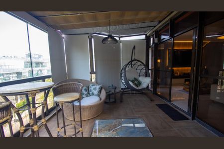 Apartamento à venda com 380m², 5 quartos e 3 vagasVaranda