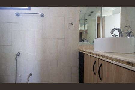 Apartamento à venda com 380m², 5 quartos e 3 vagasBanheiro Social