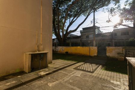 Apartamento para alugar com 30m², 2 quartos e 1 vagaÁrea comum - Entrada 