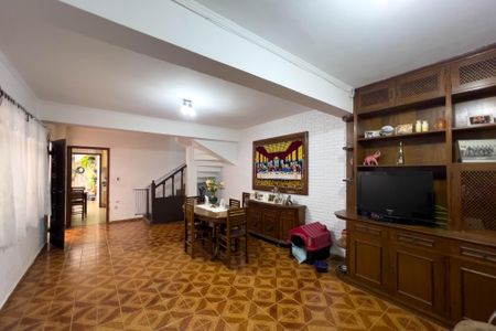 Casa à venda com 100m², 2 quartos e 2 vagas Casa à venda com 100m², 2 quartos e 2 vagasSala