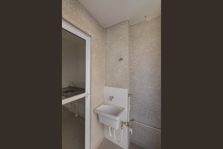 Apartamento à venda com 42m², 2 quartos e 1 vagaSacada e Área de Serviço