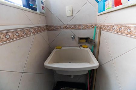 Apartamento à venda com 60m², 2 quartos e 1 vagaÁrea de Serviço