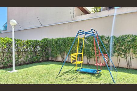 Apartamento à venda com 62m², 2 quartos e 2 vagasÁrea comum - Playground
