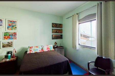 Casa à venda com 560m², 3 quartos e 3 vagasQuarto