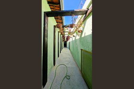 Casa à venda com 560m², 3 quartos e 3 vagasCorredor