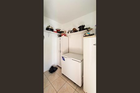 Casa à venda com 560m², 3 quartos e 3 vagasDespensa