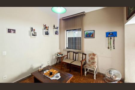 Casa à venda com 560m², 3 quartos e 3 vagasSala 2