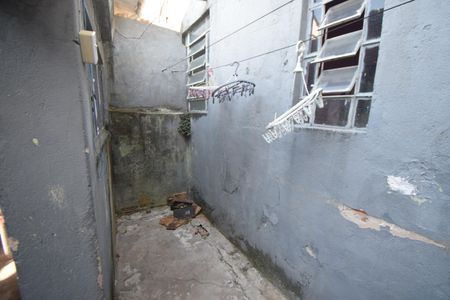 Casa à venda com 160m², 2 quartos e 1 vagaQuintal