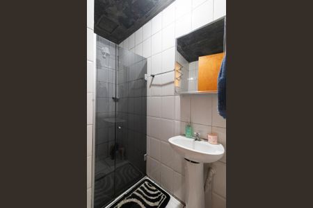 Casa à venda com 120m², 2 quartos e 1 vaga Casa à venda com 120m², 2 quartos e 1 vagaBanheiro