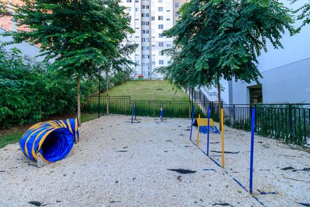 Apartamento à venda com 37m², 2 quartos e sem vagaÁrea comum