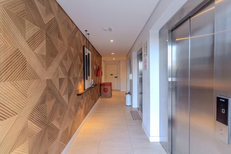 Apartamento à venda com 37m², 2 quartos e sem vagaÁrea comum