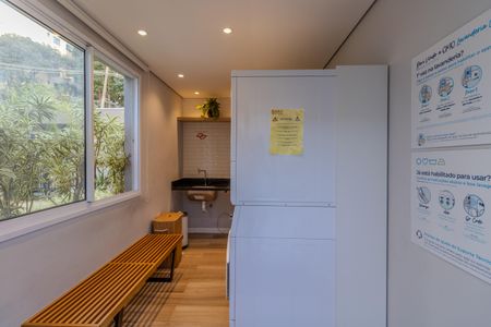 Apartamento à venda com 37m², 2 quartos e sem vagaÁrea comum