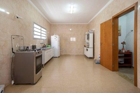 Casa à venda com 184m², 3 quartos e 4 vagas