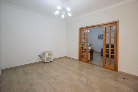 Casa à venda com 3 quartos, 184m² em Vila Cordeiro, São Paulo