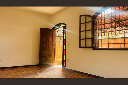 Casa para alugar com 120m², 3 quartos e 2 vagas