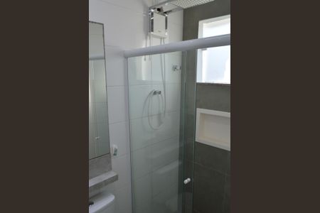 Casa de condomínio à venda com 180m², 3 quartos e 1 vagaBanheiro da Suíte 2