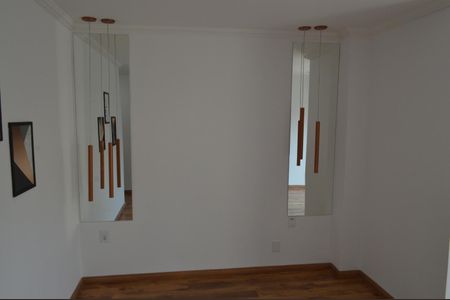 Casa de condomínio à venda com 180m², 3 quartos e 1 vagaSuíte 2