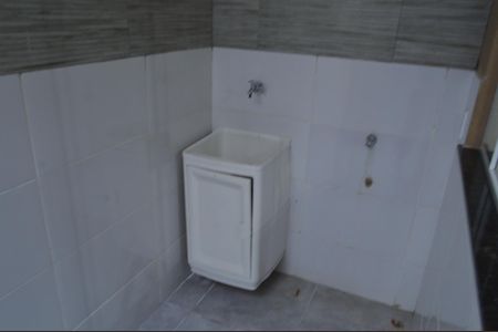 Casa de condomínio à venda com 180m², 3 quartos e 1 vagaÁrea de Serviço