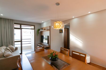 Sala de apartamento à venda com 3 quartos, 76m² em Itapoã, Belo Horizonte