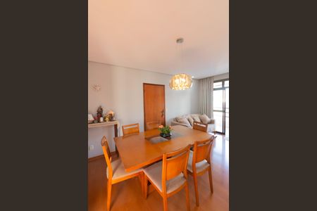 Sala de apartamento à venda com 3 quartos, 76m² em Itapoã, Belo Horizonte