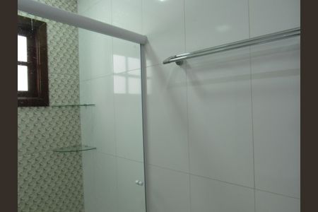 Casa à venda com 90m², 2 quartos e 2 vagasBanheiro Social