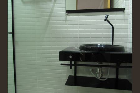 Casa à venda com 90m², 2 quartos e 2 vagasBanheiro da Suíte 