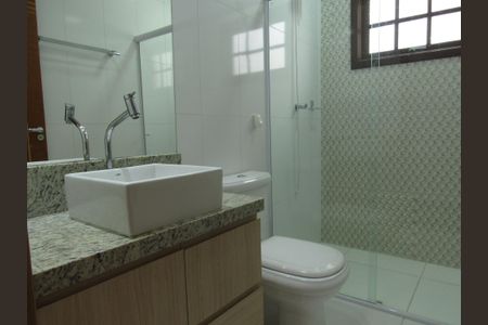 Casa à venda com 90m², 2 quartos e 2 vagasBanheiro Social