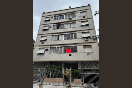 Apartamento à venda com 70m², 2 quartos e 1 vagaFachada