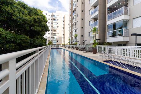 Apartamento à venda com 63m², 2 quartos e 1 vagaÁrea comum - Piscina