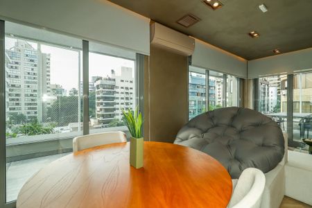 Studio para alugar com 29m², 1 quarto e sem vaga Studio para alugar com 29m², 1 quarto e sem vagaÁrea comum - Salão de festas