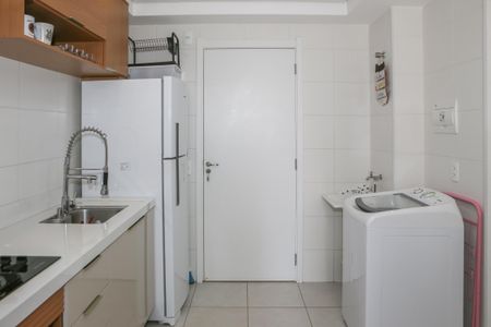 Apartamento à venda com 36m², 2 quartos e sem vaga Apartamento à venda com 36m², 2 quartos e sem vagaCozinha e Área de Serviço