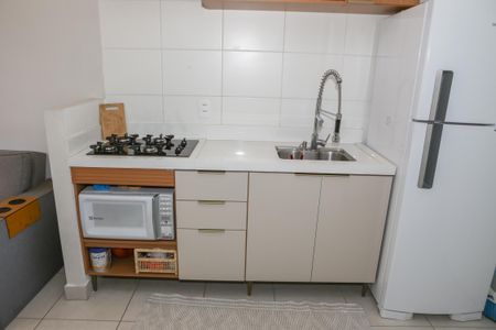 Apartamento à venda com 36m², 2 quartos e sem vaga Apartamento à venda com 36m², 2 quartos e sem vagaCozinha e Área de Serviço