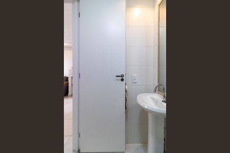 Apartamento à venda com 36m², 2 quartos e sem vaga Apartamento à venda com 36m², 2 quartos e sem vagaBanheiro Social