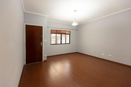 Casa à venda com 3 quartos, 206m² em Vila Nair, São Paulo