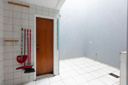 Casa à venda com 3 quartos, 206m² em Vila Nair, São Paulo