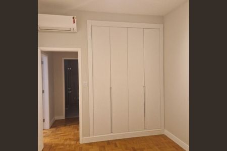 Apartamento à venda com 158m², 3 quartos e 1 vaga