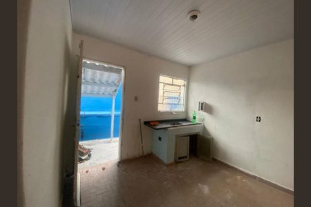 Casa à venda com 2 quartos, 70m² em Parque Oratório, Santo André