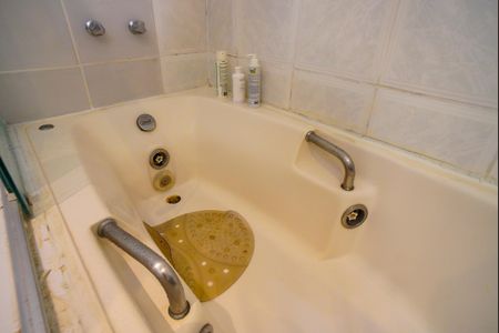 Apartamento à venda com 219m², 4 quartos e 2 vagasBanheiro da Suíte 3