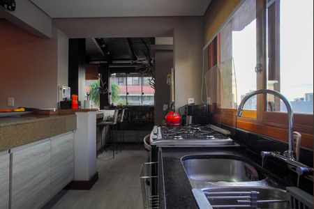 Apartamento à venda com 219m², 4 quartos e 2 vagasCozinha